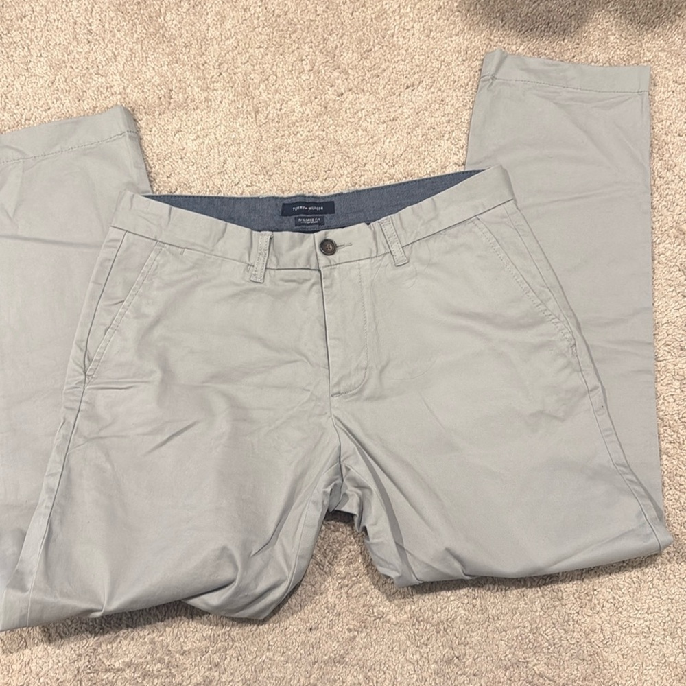 Tommy Hilfiger men’s khakis
